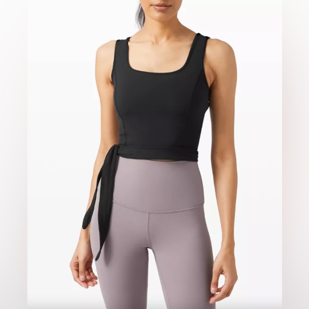 Lululemon get centred crop top size 4